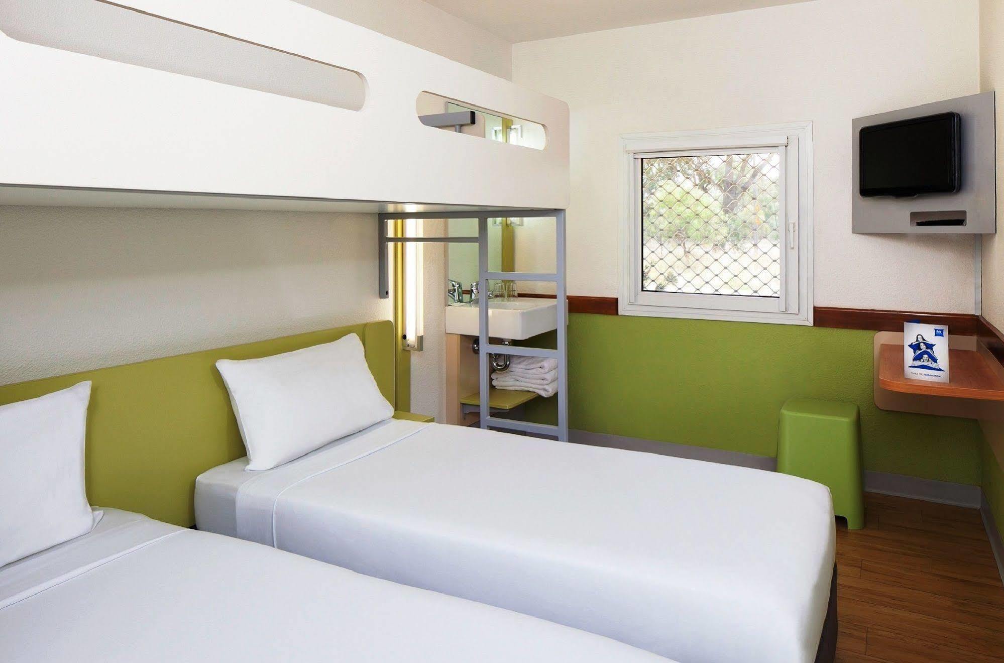 Ibis Budget Saint-Maurice Kültér fotó